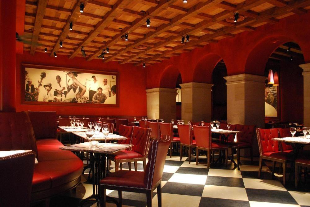 Renaissance Hotel