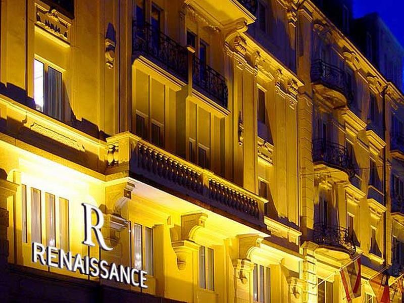 Renaissance 5*