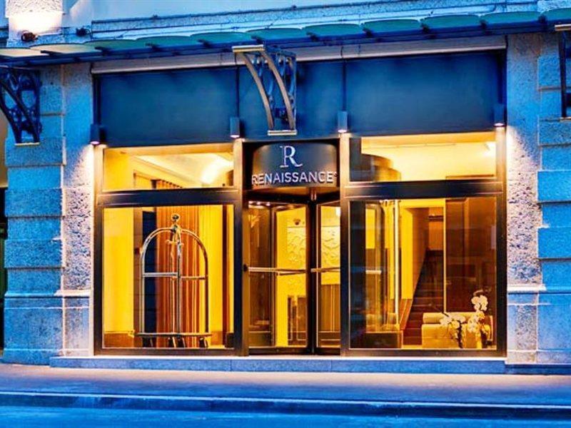 Renaissance Hotel 5*