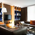Renaissance Lucerne Hotel
